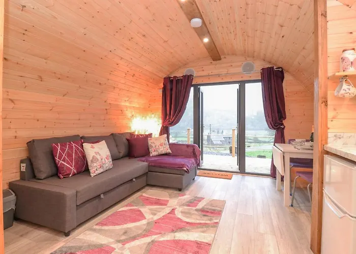 Lovies Place - Crossgate Luxury Glamping 彭里斯