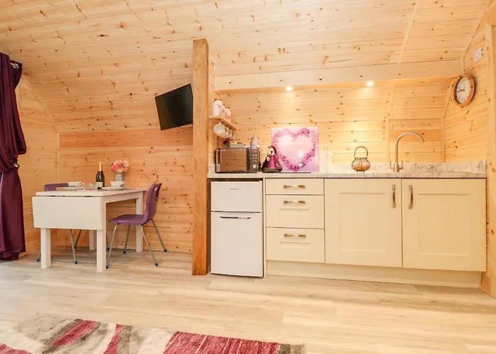 Lovies Place - Crossgate Luxury Glamping 度假居