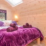 Lovies Place - Crossgate Luxury Glamping 펜션 펜리스